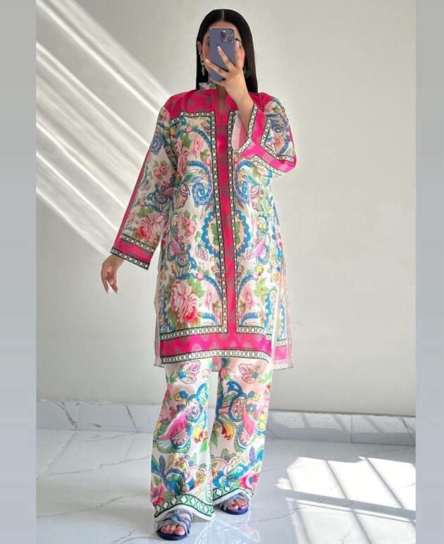 Floral Digital printed Green & Pink color