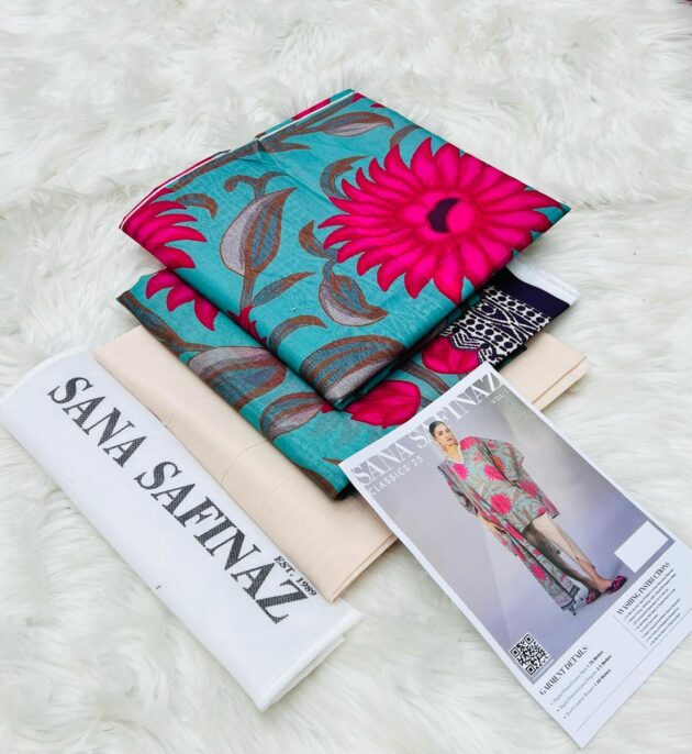 100% Original  Sana Safinaz Lawn 3pc - Image 3