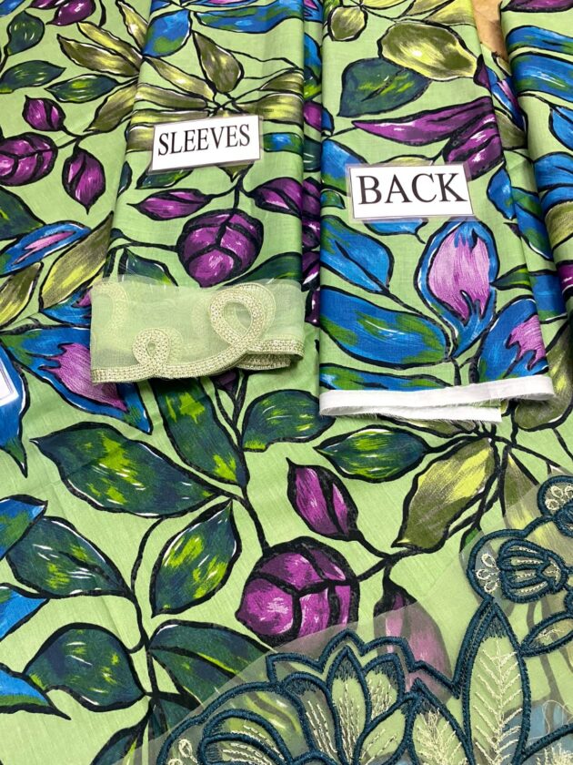 MARIA B M PRINT LAWN COLLECTION 2025 - Image 3